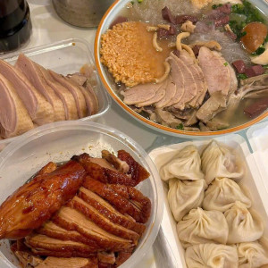 Nhà Em Đang Cần Chị Biết Nấu Ăn Dọn Dẹp Sạch Sẽ