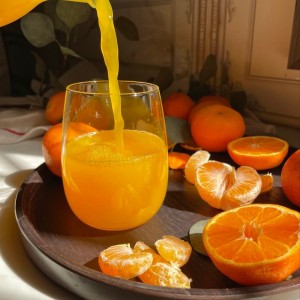 TUYỂN CÔ CHĂM BÀ LỚN TUỔI BỊ TAI BIẾN – Ở LẠI, BAO ĂN Ở