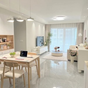 NHÀ EM CẦN TUYỂN CÔ GIÚP VIỆC NHÀ Ở Q1: 0978/609760 ( có zalo)