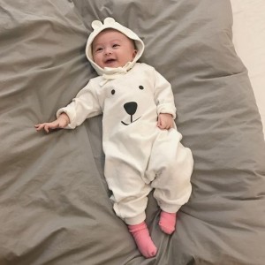 +Em chuẩn bị đi làm tìm chị yêu bé chăm sóc bé  5 tháng giúp em: 0978609760 ( có zalo)