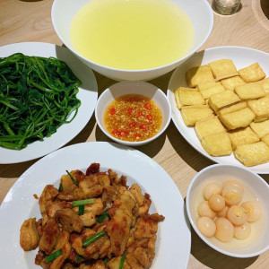 GĐ tuyển chị giúp việc, nhận chị  làm ở lại tại gần chợ Tân Bình.