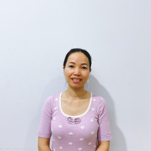 Chị Trí, Sinh 1984, Quê: Nghệ An Công việc mong muốn: Chăm em bé, phụ việc nhà