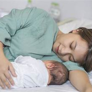 CẦN GẤP CÔ CHĂM BÉ 1 THÁNG ĐI VỀ Ở TÂN PHÚ