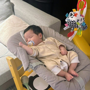 CẦN CÔ CHĂM EM BÉ SƠ SINH Ở LẠI - LƯƠNG 13 TRIỆU