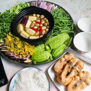 Tuyển gấp chị trẻ nhanh nhẹn ít vướng bận : 0978609760