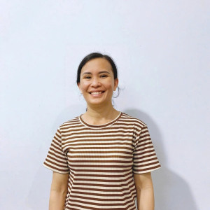 Chị tên Phượng  - 40 tuổi  - Việc phù hợp: chăm ông bà, phụ việc nhà