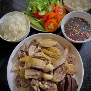 🍀CẦN GẤP 1 CHỊ LÀM VIỆC NHÀ NẤU ĂN Ở BÌNH THẠNH LƯƠNG 9TR🍀