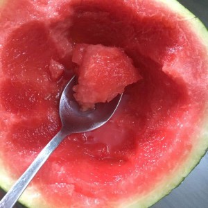 Sáng Nay Em Đang Cần Chị Đến Giúp Việc Nhà