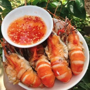 Lương 10 triêu Cần tuyển gấp chị giúp việc nhà đi làm ngay : 0978609760 ( có zalo)