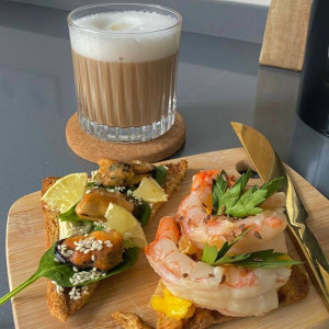 TUYỂN CÔ GIÚP VIỆC NHÀ Ở LẠI – Lương 10 triệu, nhà ít người.