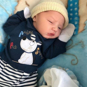 Em Cần Chị Chăm Em Bé 4 Tháng Bao Ăn Ở Lại, Làm Tại Quận Phú Nhuận, Tphcm.