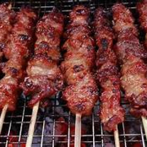 Tuyển chị nướng thịt cho quán ăn tại Hương Lộ 2, Bình Trị Đông, Bình Tân.