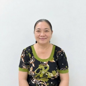 CÔ CÚC NẤU ĂN NGON , GIÚP VIỆC NHÀ  CHĂM EM BÉ GIỎI: 0906906537 ( Có zalo)