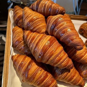 Nhà Sẽ Tìm Một Chị Đến Giúp Việc Ở Lại