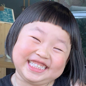 CHĂM BÉ 3 TUỔI - ĂN Ở LẠI