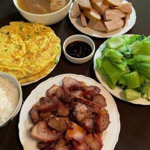 TUYỂN PHỤ BẾP ĐI VỀ – QUẬN 2