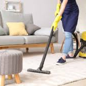 Cần chị tạp vụ dọn dẹp nhà ở Quận 12 lương 8,5 triệu