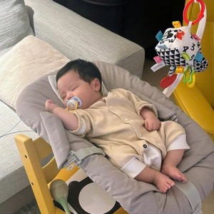 CẦN TUYỂN GẤP ĐI LÀM NGAY CHỊ CHĂM EM BÉ Ở LẠI TẠI BÌNH THẠNH