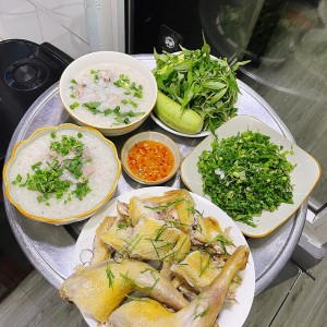 Em cần tuyển một cô giúp việc nhà cho ông bà lớn tuổi ở quận 8