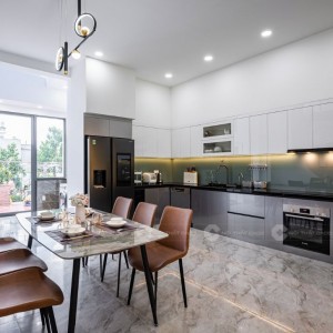 Cần tuyển giúp chị giúp việc nhà dưới 50t bao ăn ở
