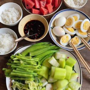 Nhà 1 trệt 2 lầu tại đường Hồ Thị Kỉ quận 1 tìm chị giúp việc