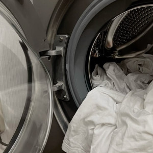 TUYỂN CÔ GIÚP VIỆC NHÀ Ở LẠI – LƯƠNG 10 TRIỆU