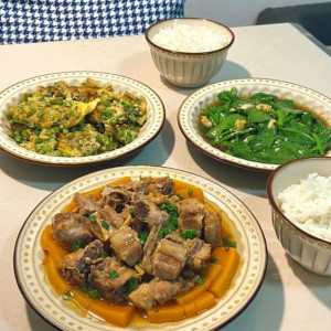 Nhà quận 1 cần tuyển 1 cô bảo mẫu chăm em bé