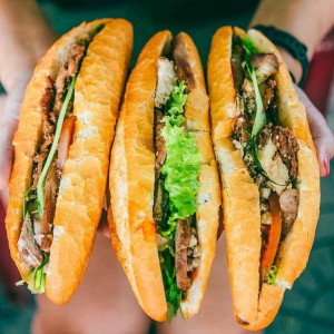 Cần gấp chị bán bánh mì bao ăn ở lại tại quận 4