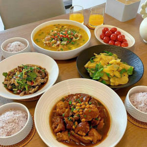 Hiện Em Cần Chị Đến Nội Trợ Trong Gia Đình