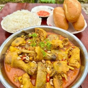 Cần tuyển gấp chị nấu ăn ngon ở lại tại Bình Thạnh : 0978609760