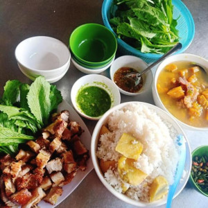 Nhà có 3 thành viên cần chị giúp việc