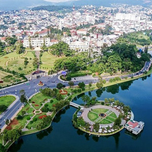 Em cần tuyển chị chăm sóc em bé 11 tháng tại bảo lộc lâm đồng.