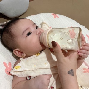 Tuyển gấp chị chăm em bé 3 tháng tại chung cư Vinhome Bình Thạnh