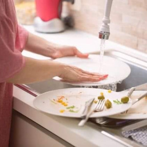 TUYỂN 1 CÔ GIÚP VIỆC CHO GIA ĐÌNH_QUẬN 10_LƯƠNG 9TR BAO ĂN Ở