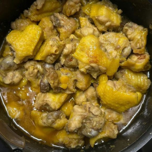 Tuyển chị giúp việc làm ở Tạ Quang Bửu, Quận 8.