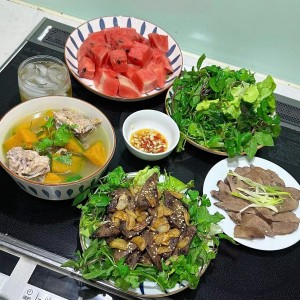 Nhà em ở đường Lê Văn Sỹ quận 3 cần tìm cô giúp việc nhà