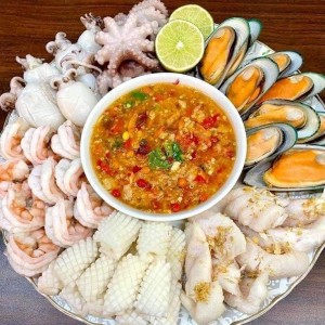 Chị nào muốn đi làm giúp việc nhà gọi em liền Tâm nha : 0978609760 ( có zalo)