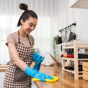 EM CẦN GẤP CHỊ GIÚP VIỆC MIỀN NAM LÀM TẠI QUẬN 10