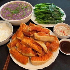 Cần Tuyển Gấp Chị Chăm Em Bé Tại Q5