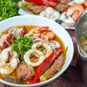 TUYỂN GẤP CÔ GIÚP VIỆC Ở LẠI CHO GIA ĐÌNH TẠI SG