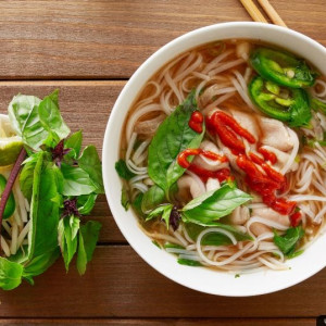 Cần tuyển gấp chị giúp việc nhà miền trung làm bao ăn ở lại tại quận 2