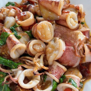 Tìm Chị Giúp Việc Bao Ăn Ở Lại Cho Nhà 2 Cô Chú Ở Tân Phú.