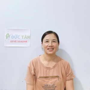 Cô Tuyết - Sinh năm 1971 - Quê quán Đăk Lăk - Công việc mong muốn: Giúp việc nhà, phụ chăm bé.