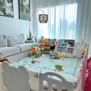 MẸ BỈM CẦN CÔ CHĂM BÉ LƯƠNG 13 TRIỆU