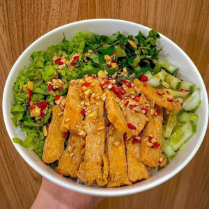 Cần 1 chị giúp việc nhà bao ăn ở