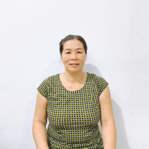 Chị Huế , 50 tuổi ,người miền Trung - Việc mong muốn : chăm ÔNG BÀ..