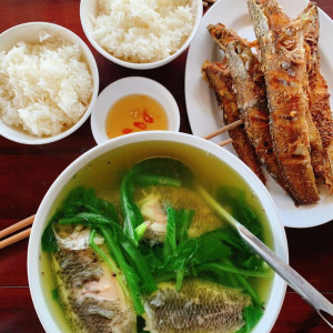 Em tuyển gấp chị giúp việc nhà tại bình dương