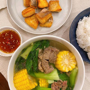 Em đang cần 1 chị giúp việc nhà nấu ăn hiền lành nhanh nhẹn ở lại quận 2